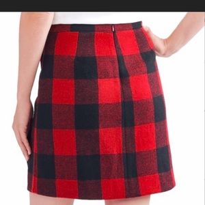 Sz 8 J Crew Red/Black check skirt